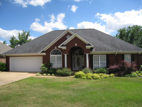 458 SHADOW WOOD DR, Smiths Station, AL 36877 