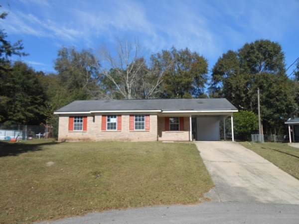 6860 Williamsburg Ct, Irvington, AL 36544 