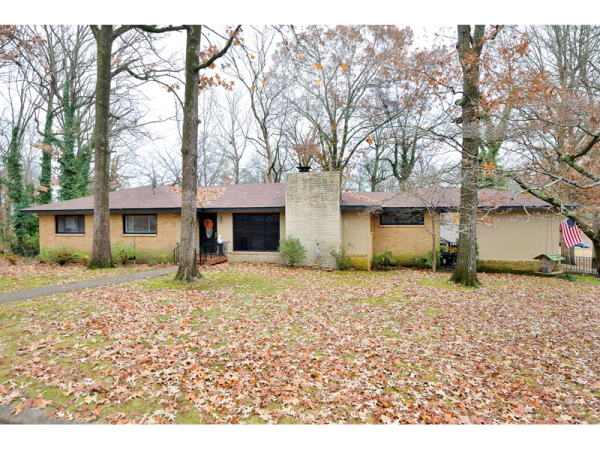 1602 Lamar St., Florence, AL 35630 