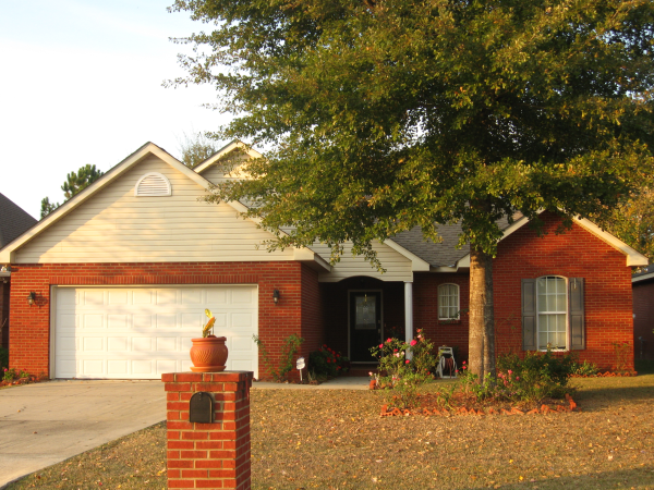 109 Lawrenceburg Court, Dothan, AL 36305 