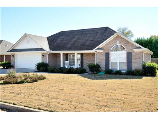 212 Jackson Dr., Muscle Shoals, AL 35661 