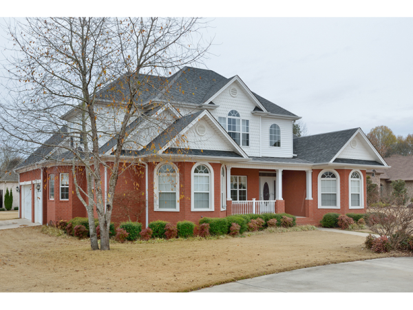 601 Cambridge Cr., Muscle Shoals, AL 35661 