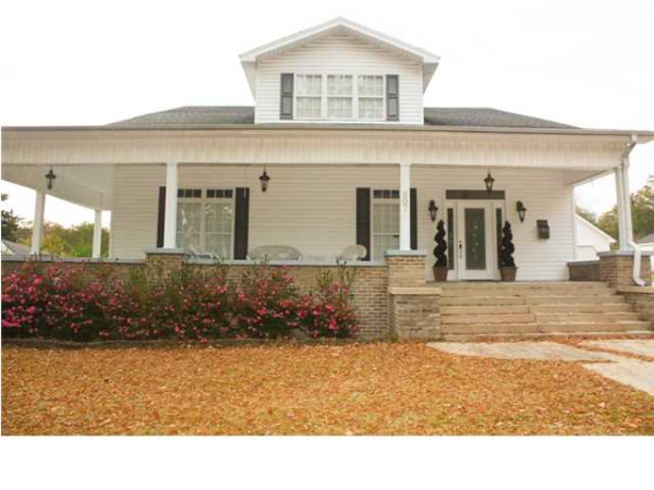 607 N Jackson Ave, Russellville, AL 35653 