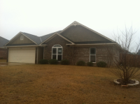 207 Cove Creek Dr, Opelika, AL 36804 