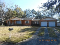 1853 Belle Cour Dr, Mobile, AL 36605 