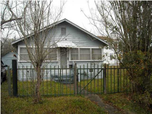 614 MT SINAI AVE, Prichard, AL 36610 