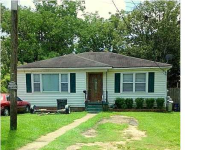 68 Sixth Ave, Chickasaw, AL 36611 
