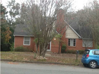 309 5th St, Chickasaw, AL 36611 