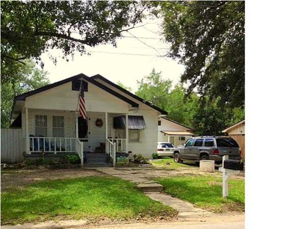 551 Hopi St, Chickasaw, AL 36611 