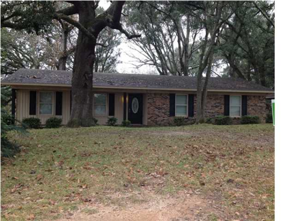 5210 W Somerset Dr, Mobile, AL 36619 