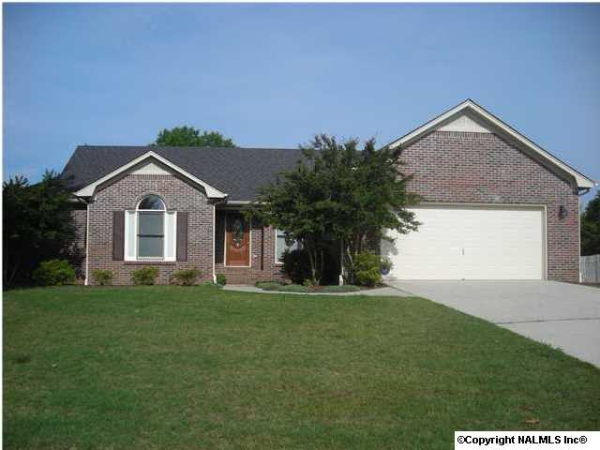 7514 Craigmont Circle, Huntsville, AL 35802 