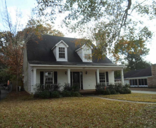 817 Louise Ave, Mobile, AL 36609 