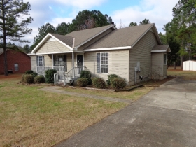 260 Pineridge Dr, Tallassee, AL 36078 
