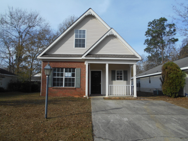2038 Laurel Oak Ct, Mobile, AL 36695 