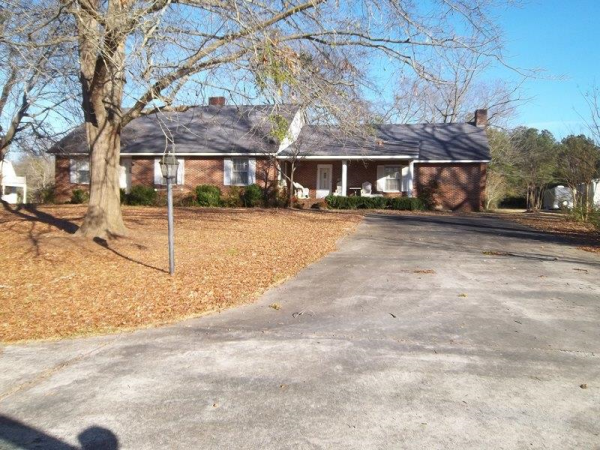 1152 East Street, Moulton, AL 35650 