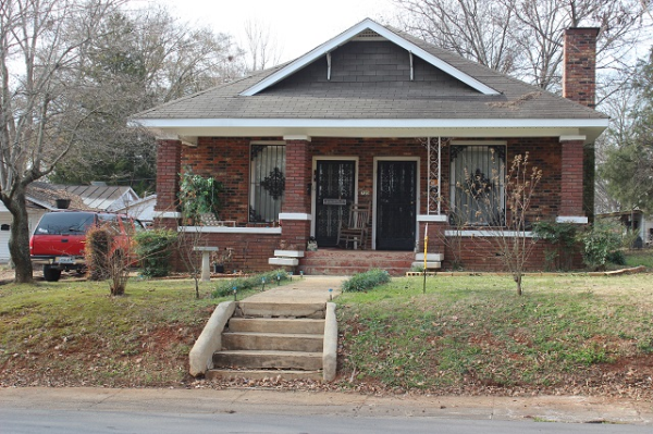 725 MAIN STREET N, Tuscumbia, AL 35674 