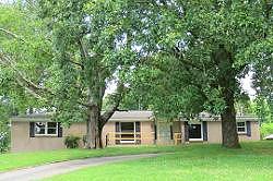 220 232 Lingerlost Rd, Killen, AL 35645 