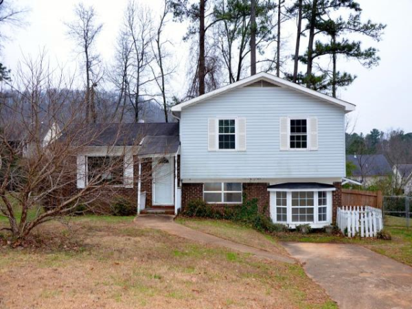 1733 Molly Dr, Birmingham, AL 35235 