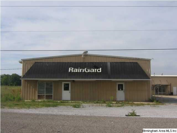 2345 Greenview Ave, Rainbow City, AL 35906 