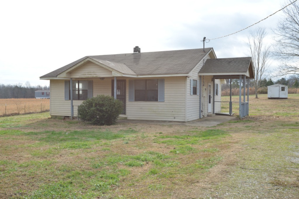 1510 Flatwoods Rd, Tuscumbia, AL 35674 