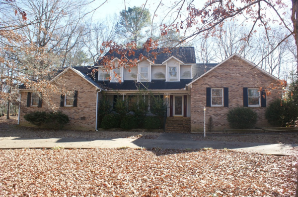 1898 MARTHA LANE, Arab, AL 35016 