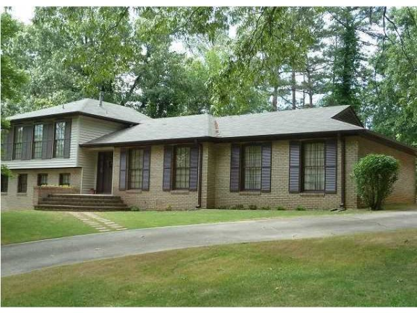 30 Ridgecrest Dr, Birmingham, AL 35216 