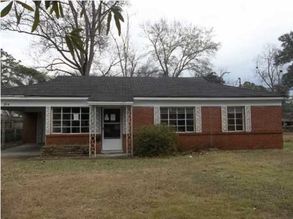 914 Coliseum Blvd, Montgomery, AL 36109 