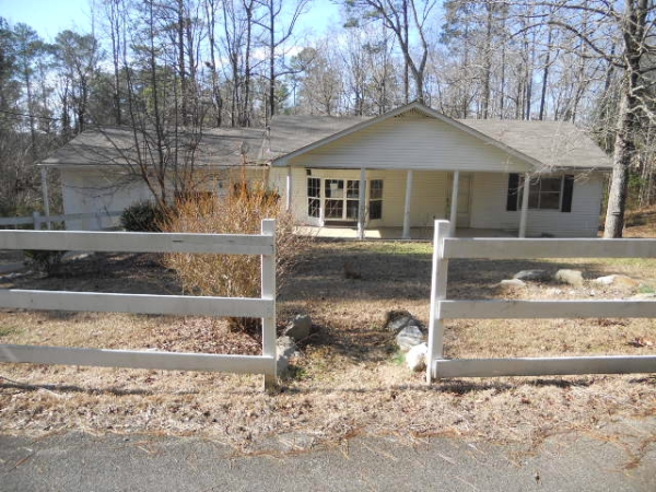 428 S Highland Dr, Warrior, AL 35180 