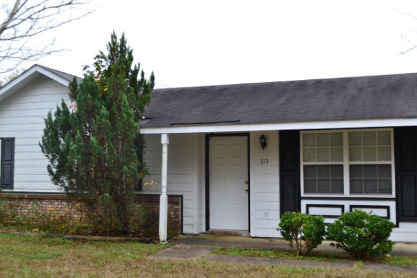 313 Landview, Dothan, AL 36301 
