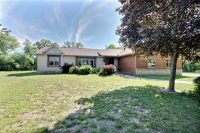 S28W36305 Scuppernong CIR, Dousman, WI 36305 