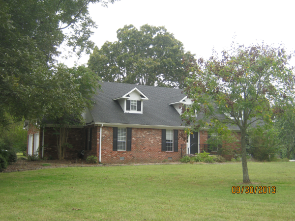 892 6th Avenue NE, Arab, AL 35016 