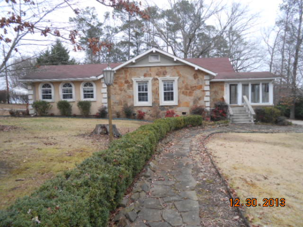 211 14TH ST N.E., Cullman, AL 35055 