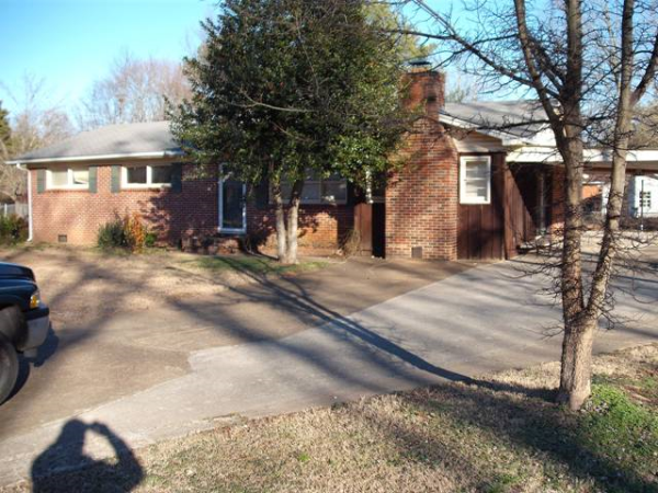 6512 Marsh Avenue, Huntsville, AL 35806 