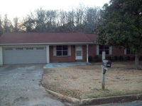 3410 Royal Oak Cir, Northport, AL 35473 