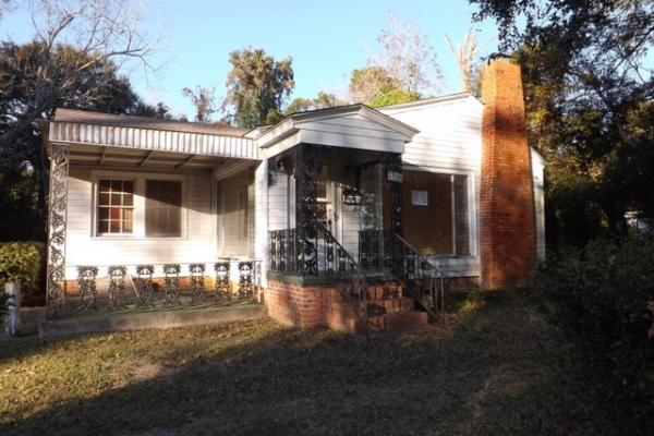 2508 Pleasant Valley Rd, Mobile, AL 36606 