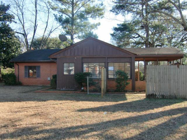 219 Hilltop Ter, Montgomery, AL 36109 