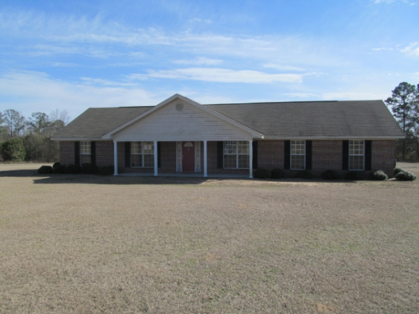5828 Sweetwater Rd, Highland Home, AL 36041 