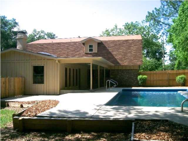 6505 S Fairoak Dr, Mobile, AL 36619 