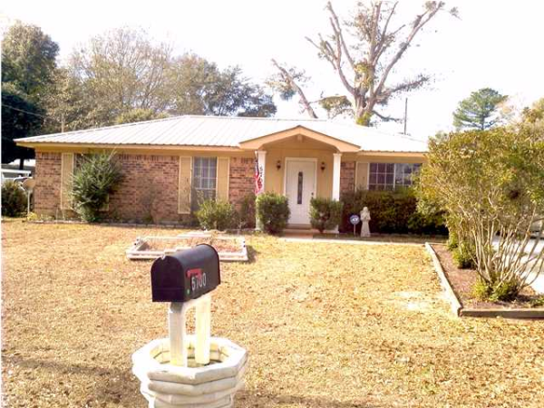 5700 Hillview Rd, Mobile, AL 36619 