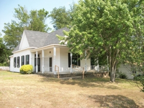 409 WEST VALLEY STR, MORRILTON, AR 72110 