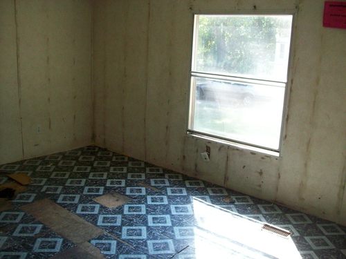 527 W 1ST ST, Stamps, AR 71860 FSBO