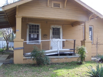 808 W 27th Ave, Pine Bluff, AR 71601 