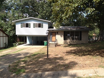 61 Lakeside Dr, Little Rock, AR 72204 