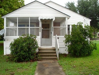 1200 W 7th St, Hope, AR 71801 