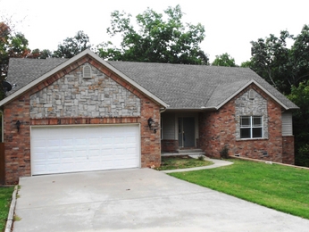 5 S Brent Ln, Bella Vista, AR 72714 