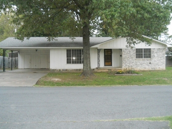 514 E 8th Street, Lonoke, AR 72086 