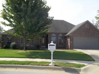 49 Bellwood Dr, Farmington, AR 72730 