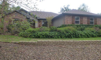 13 Boswell Dr, Bella Vista, AR 72715 