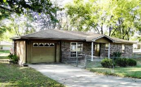 2602 Phillips Dr, Van Buren, AR 72956 