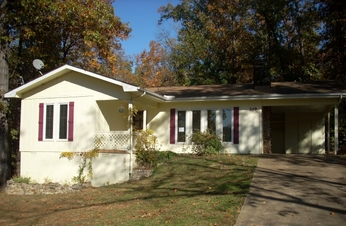 249 East Lakeshore Dr, Cherokee Village, AR 72529 
